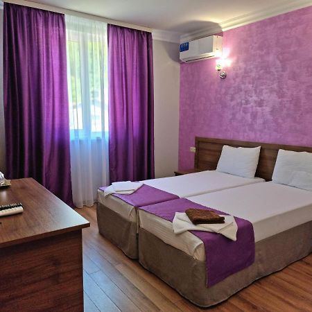 Nobi Guest House Gagra Extérieur photo