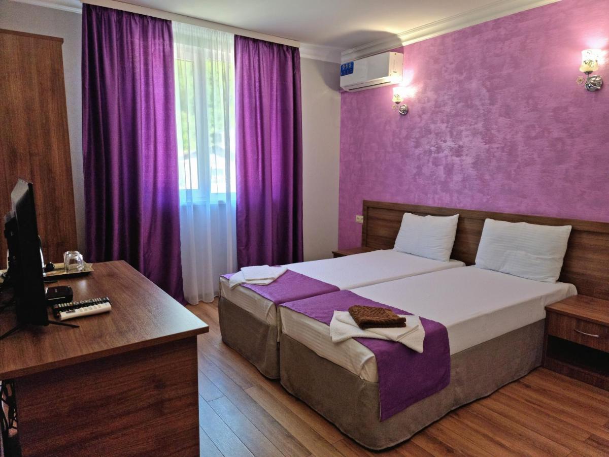 Nobi Guest House Gagra Extérieur photo
