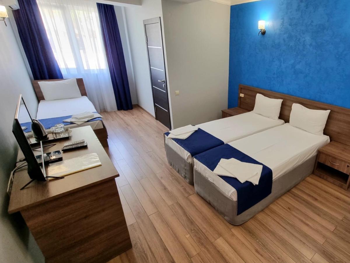 Nobi Guest House Gagra Extérieur photo