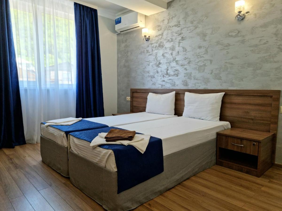 Nobi Guest House Gagra Extérieur photo